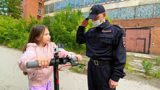 ЛУЧШИЕ ПРАНКИ и Розыгрыши Вики Шоу - ПРАНК в ЗАБРОШКЕ *24 ЧАСА на САМОКАТЕ* Вики Шоу
