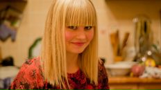 Іра Демчина фотография #42 (источник - https://vk.com/id37750182)